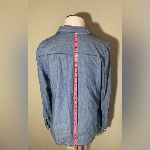 Old Navy Chambray button down shirt - Picture 5 of 11
